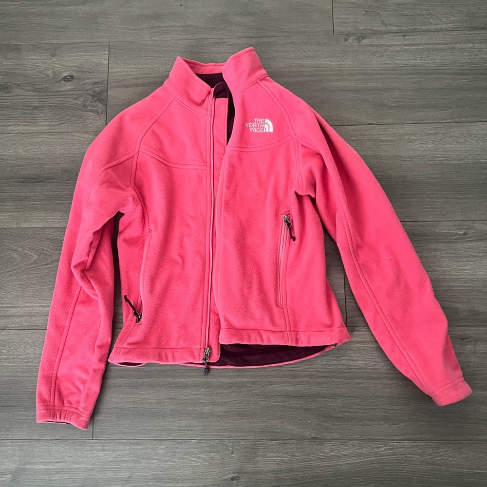 North face jacket. Women’s xs